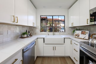 4165 Porte de Palmas Unit 195, San Diego, CA 92122