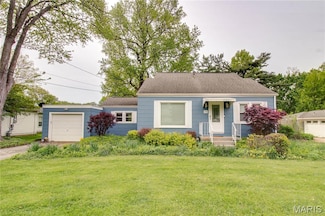 805 Taylor Ave, Godfrey, IL 62035