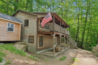 82 Harbor Rd, Naples, ME 04055