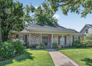 13931 Kingsride Ln, Houston, TX 77079