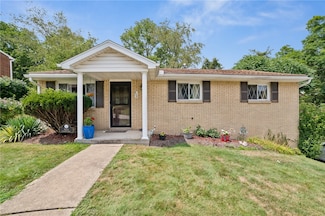 923 Cimarron Dr, Pittsburgh, PA 15235
