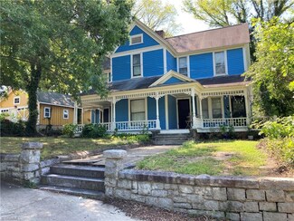 705 W McGee St, Greensboro, NC 27401