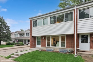 237 S Edgewood Ave, Lombard, IL 60148