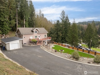 7819 Tolt River Rd NE, Carnation, WA 98014