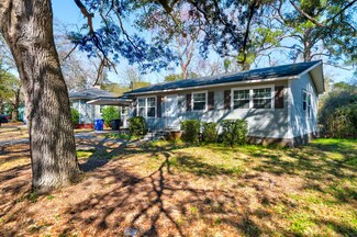 1556 Larry St, Charleston, SC 29406