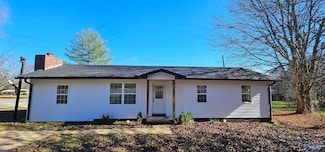 812 Tupelo Pike, Scottsboro, AL 35768