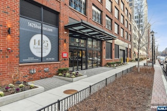 1425 Hudson St Unit 11A, Hoboken, NJ 07030