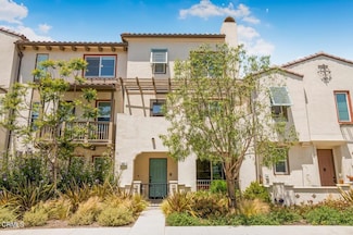 667 Pedro St, Camarillo, CA 93010