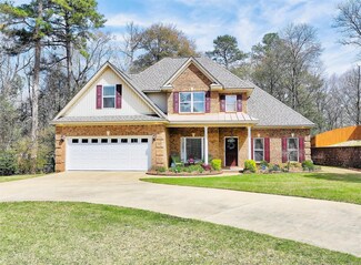 44 Cobb Trace Ct, Millbrook, AL 36054