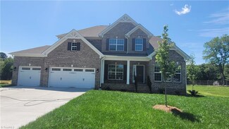 1606 Lazy Fox Ln Unit 2, Kernersville, NC 27284