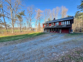 212 River Rd, Piermont, NH 03779