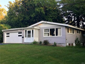 208 Pine Grove St, Syracuse, NY 13210