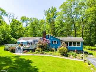 7 Stempert Rd, Branchville, NJ 07826