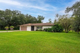 3810 Indian Lake Dr, Indian Lake Estates, FL 33855