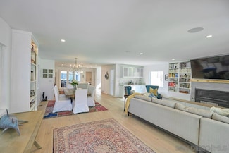339 C Ave, Coronado, CA 92118