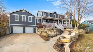 1745 Kings Rd, Manhattan, KS 66503