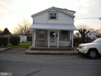 3336 Chestnut St, Reading, PA 19605