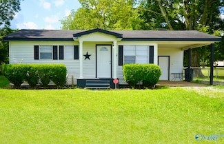 48 Oakdale Ave, Hillsboro, AL 35643
