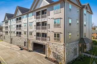 106 Montgomery St, Bloomfield, NJ 07003