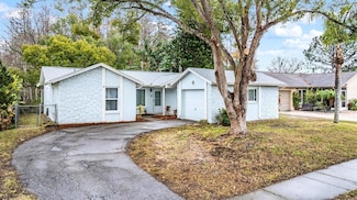 3510 Dellefield St, New Port Richey, FL 34655