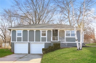 515 SE 19th St, Oak Grove, MO 64075