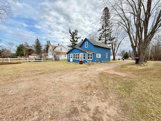 1304 1st Ave SW, Little Falls, MN 56345