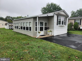 127 Tulip Dr, Hatfield, PA 19440