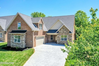 1534 Tsuga Dr, Alcoa, TN 37701
