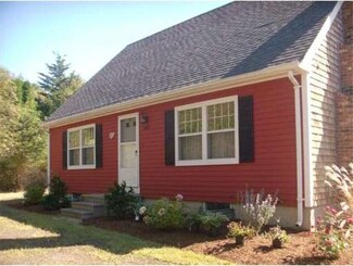 1000 Santuit Newtown Rd, Cotuit, MA 02635