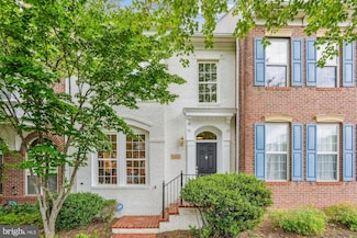 203 Watkins Pond Blvd, Rockville, MD 20850