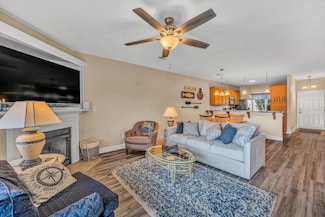1137 Mariners Way Unit 42, Huddleston, VA 24104