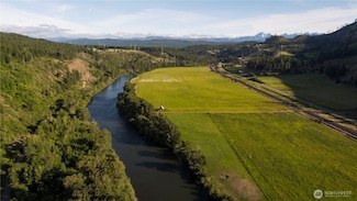 54 Highway 10, Cle Elum, WA 98922
