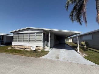 3390 Gandy Blvd N, Saint Petersburg, FL 33702