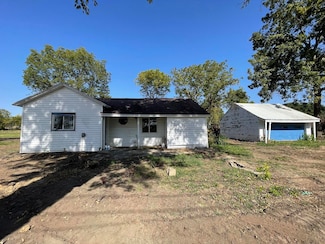 511 W South St, Durand, IL 61024