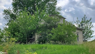 1375 Utah Ave, Lenox, IA 50851