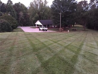 6410 Nc 268, Dobson, NC 27017