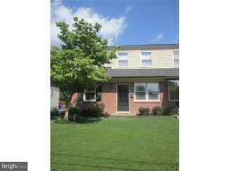204 Village Rd, Wilmington, DE 19805