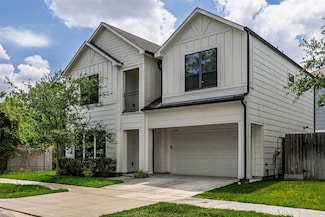2305 Langston St, Houston, TX 77007