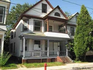 114 Victory Ave, Schenectady, NY 12307