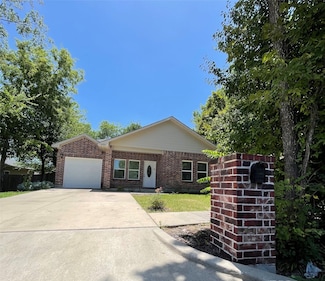 3705 Spencer St, Greenville, TX 75401