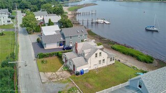 92 King Philip Ave, Bristol, RI 02809