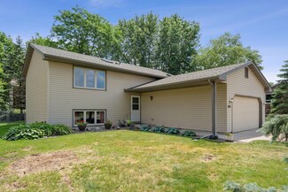 4316 Sun Cliff Rd, Saint Paul, MN 55122