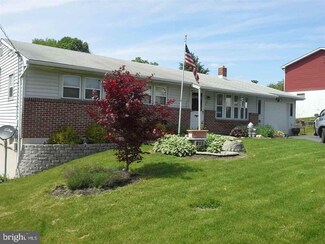 481 High St, Harrisburg, PA 17113