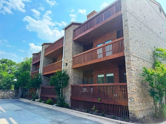 1406 Windsor Rd Unit 305, Austin, TX 78703
