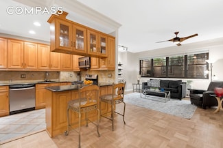 315 E 65th St Unit 1H, New York, NY 10065