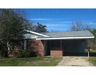 16 30th St, Gulfport, MS 39507
