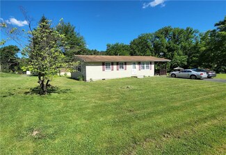 3864 Lower Saucon Rd, Hellertown, PA 18055
