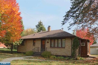 313 5th Ave N, Biwabik, MN 55708