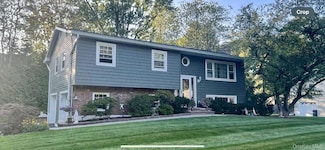 27 Farmhouse Rd, Congers, NY 10920