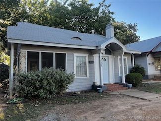 1315 N 5th Ave, Durant, OK 74701